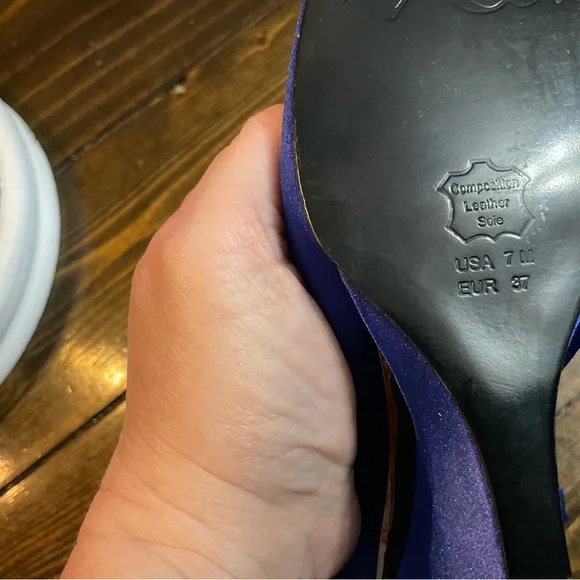 NINA Heels Pumps Womens Sz 7 Sapphire Blue Cobalt Satin Leather Sole D'orsay - Picture 10 of 10